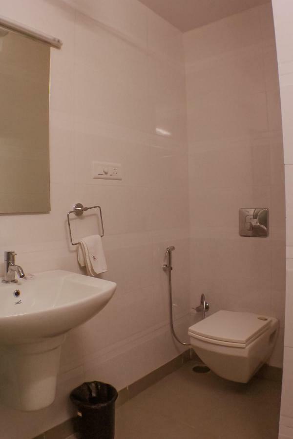The Pioneer Hotell Visakhapatnam Eksteriør bilde