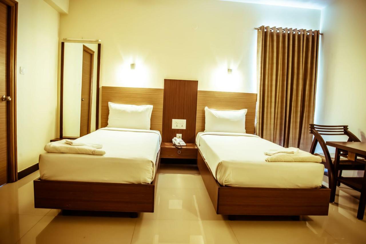 The Pioneer Hotell Visakhapatnam Eksteriør bilde